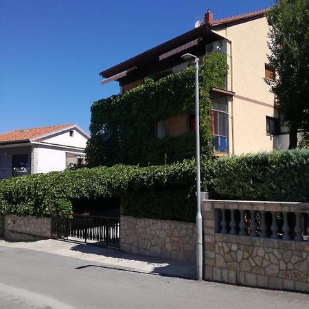 Apartman Lux1 Selce Esterno foto